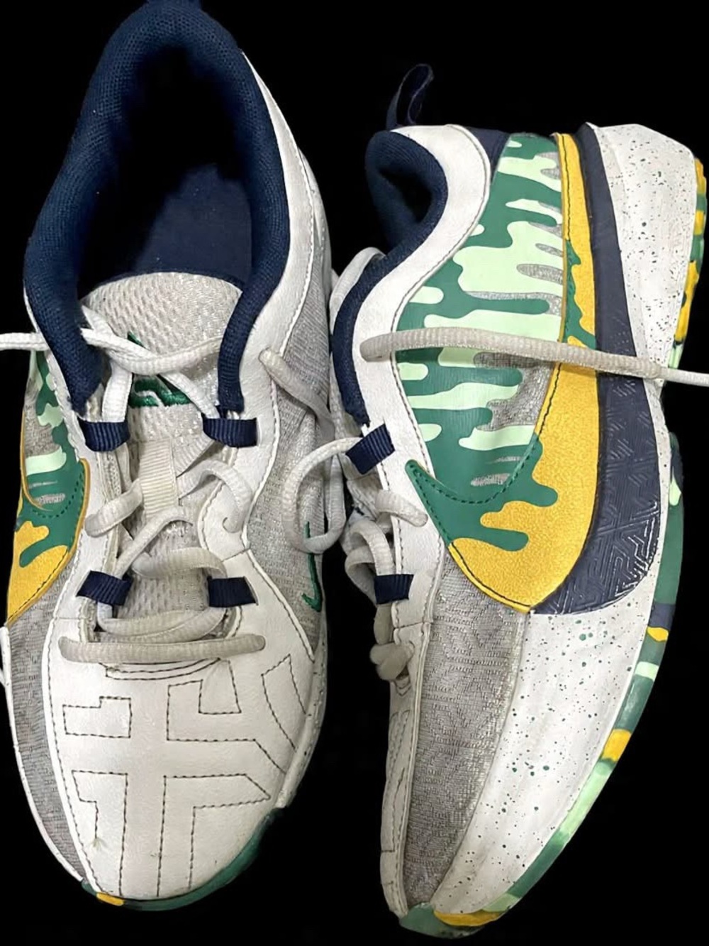 Nike Giannis Immortality 2 GS 
 Freak Camo Size 5